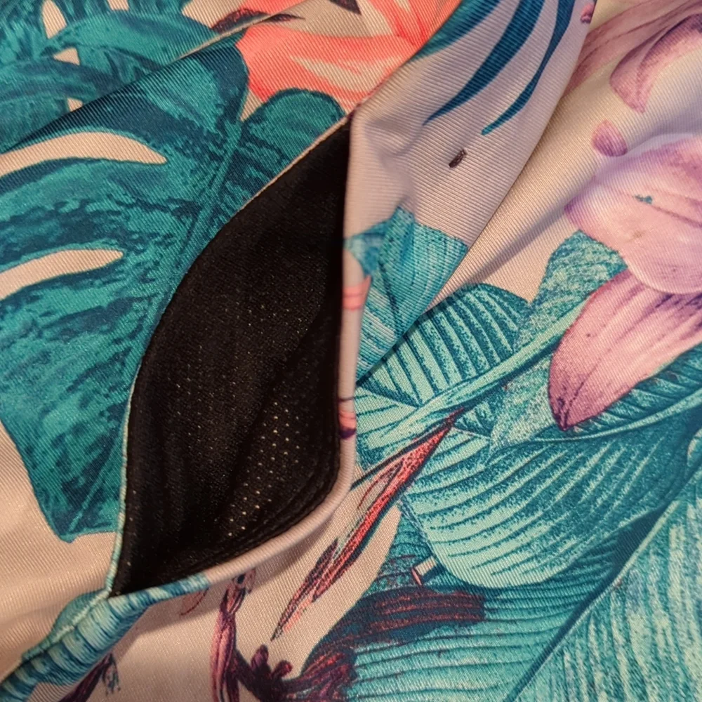 Xl Capri yoga pants - Picture 3 of 3